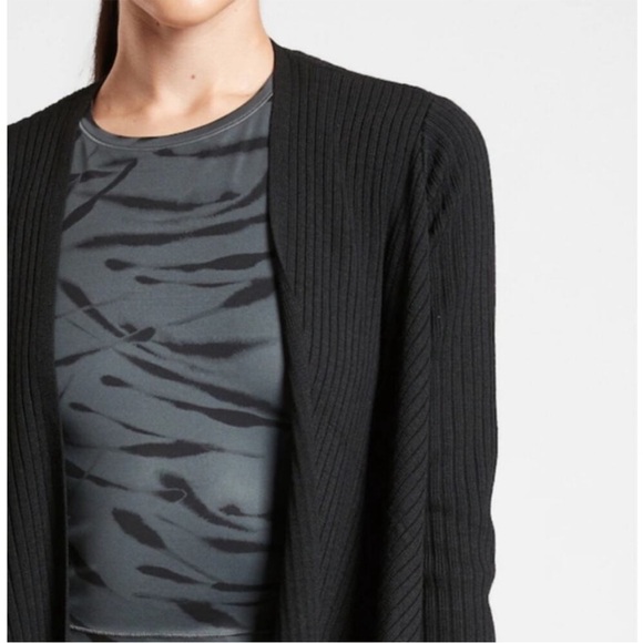🩷ATHLETA BLACK SOLSTICE CARDIGAN WRAP WOOL BLEND SIZE SMALL WINTER TRENDING - Picture 4 of 9